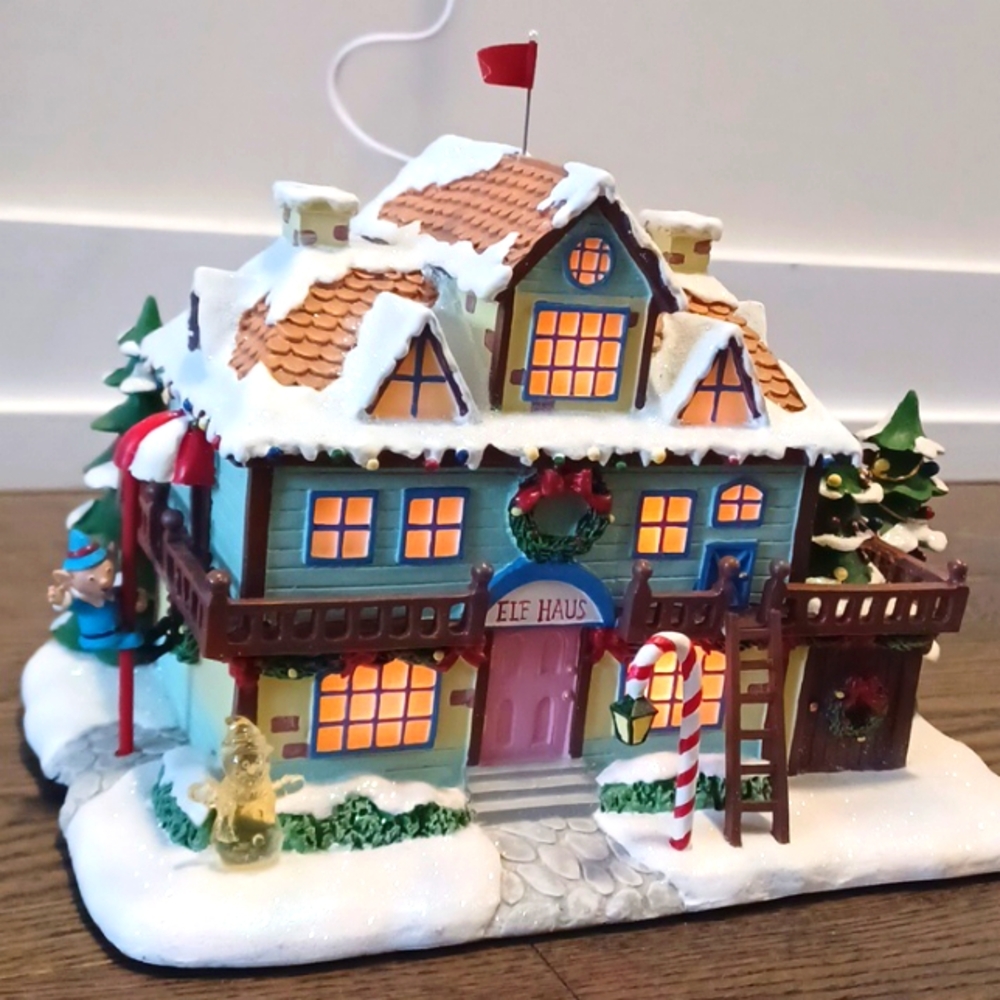 Hawthorne Village Elf Dormitory Rudolph Christmas Town Collection Building House